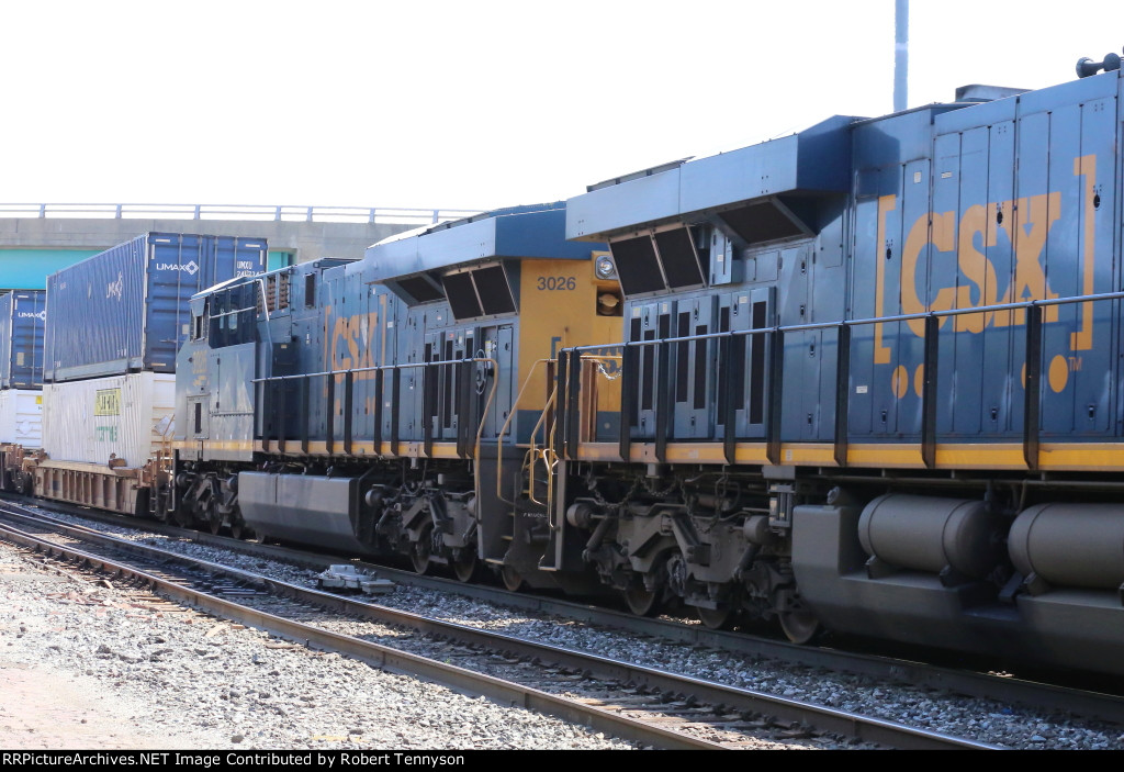 CSX Q007 Westbound